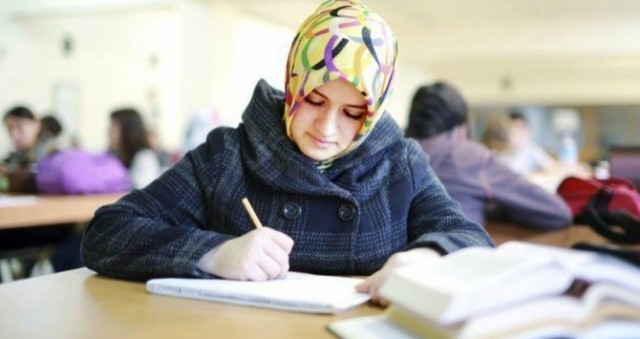 La comunidad islámica pide al Consell que se enseñe su religión en los colegios valencianos