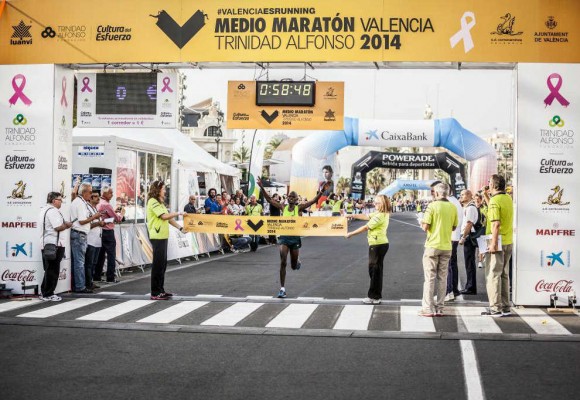 El medio maratón de Valencia busca el récord de la prueba
