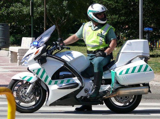 La DGT estudia señalizar para los motoristas las vías interurbanas con información sobre su estado