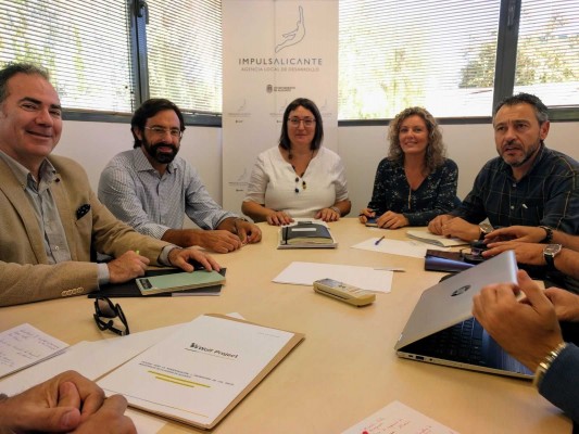 Alicante activa el primer diagnóstico de las zonas industriales junto a sus sociedades gestoras
