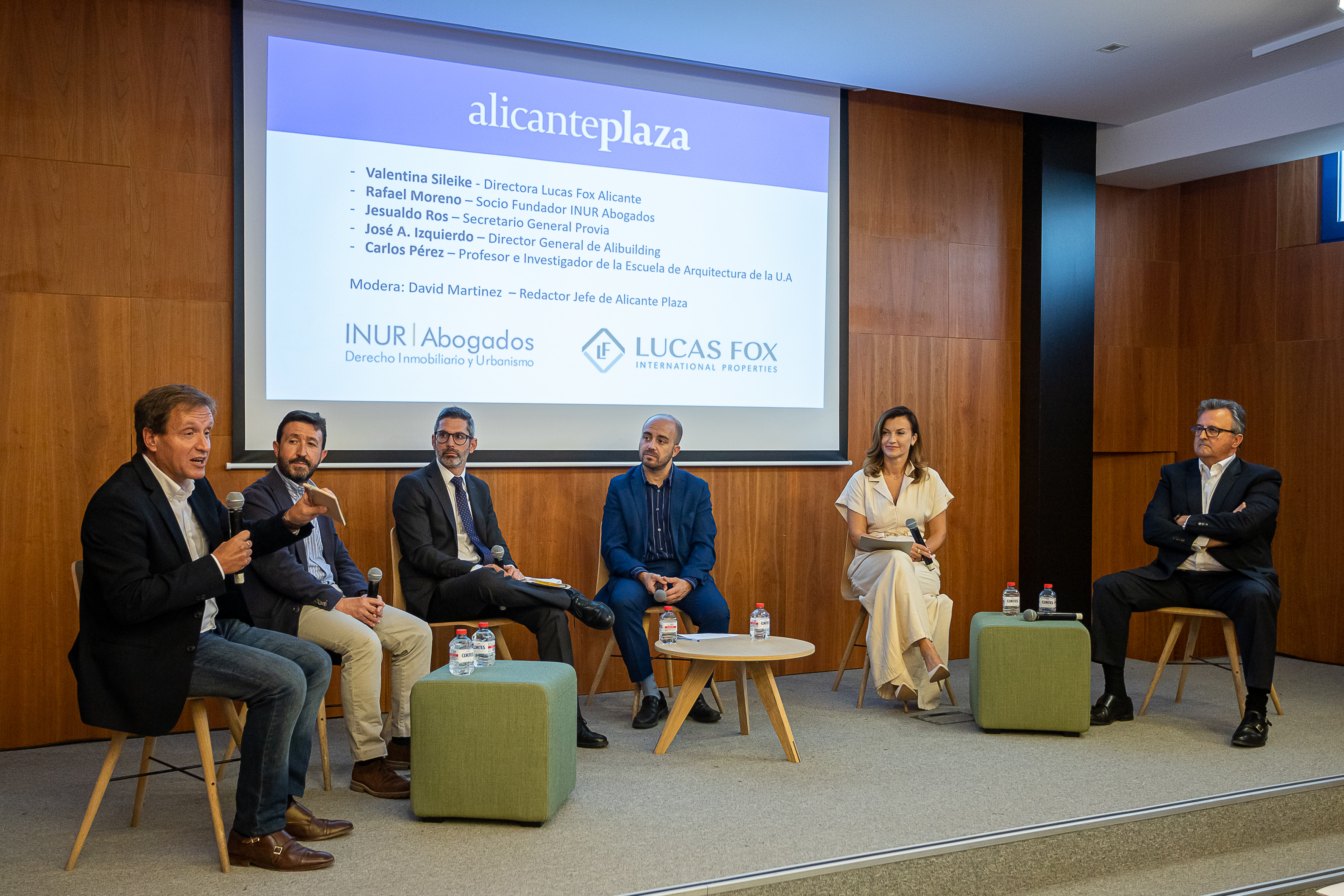 Diálogos VP | Mercado inmobiliario y turismo residencial: retos y desafíos (Fotos: Pepe Olivares)