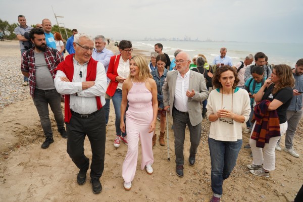 Yolanda Díaz visita València, en un acto convocado por la Comissió Ciutat-Port (Fotos: Eduardo Manzana)