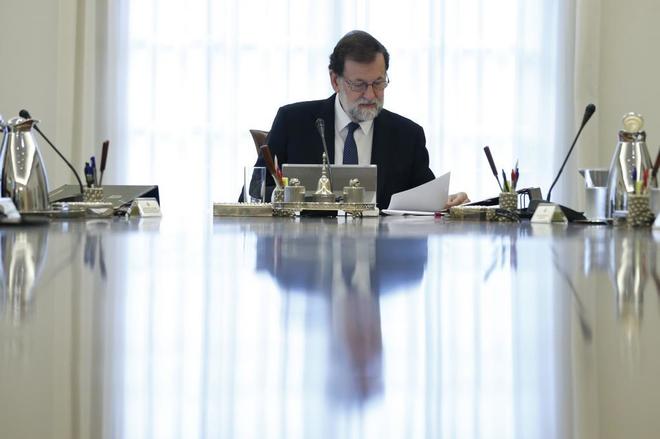 El Gobierno justifica el 155 en 11 folios: recuperar la legalidad, el bienestar social y asegurar las libertades