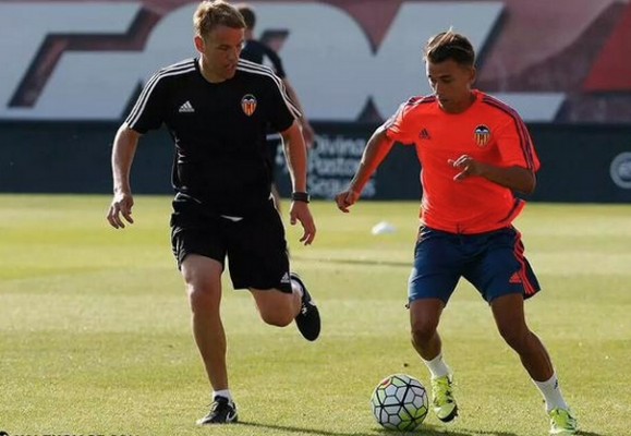 Villalba y Negredo en ataque 