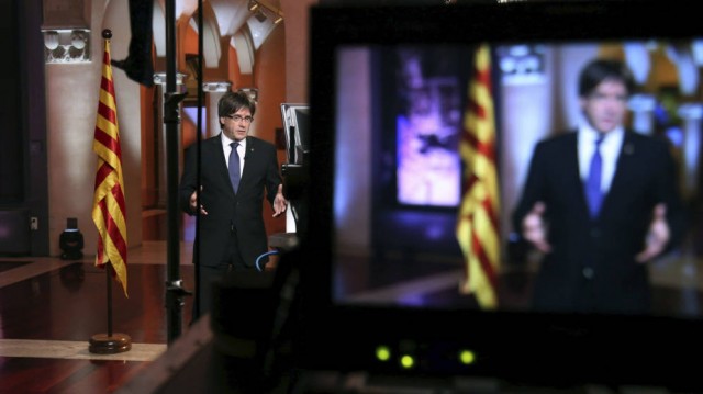 Puigdemont pide un Pleno para debatir la respuesta al 