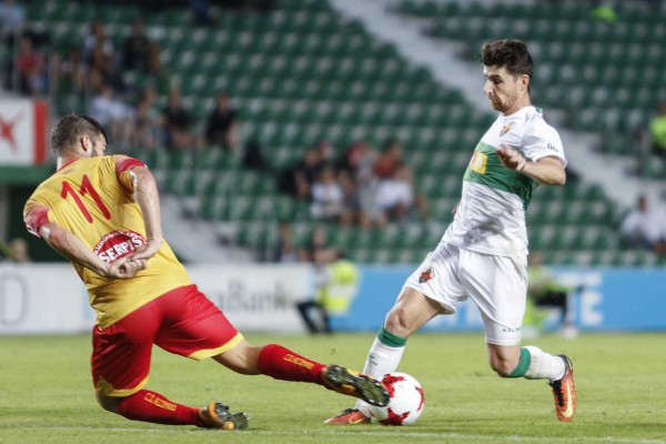 El Elche cae a la cuarta plaza