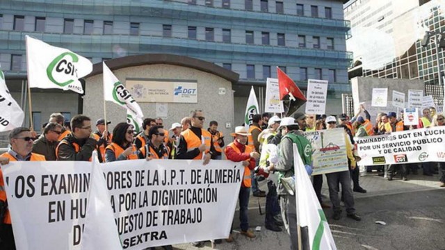 Defensor del Pueblo pide a la DGT una solución presupuestaria viable para poner fin a la huelga de examinadores