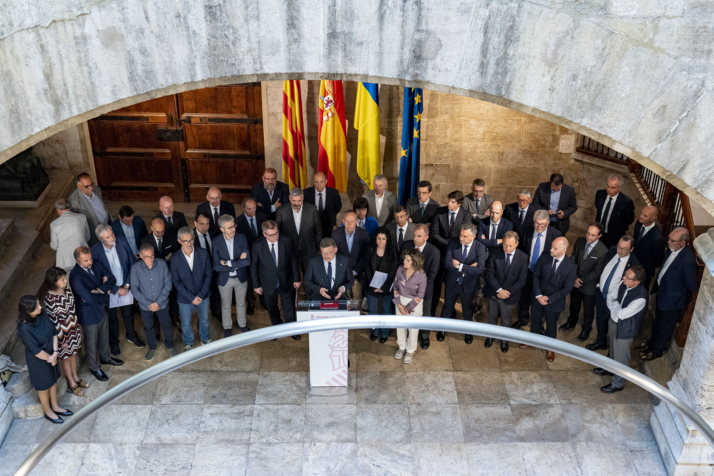 La Generalitat suscribe el manifiesto en defensa de la cerámica de Castellón (Fotos: Pau Bellido)