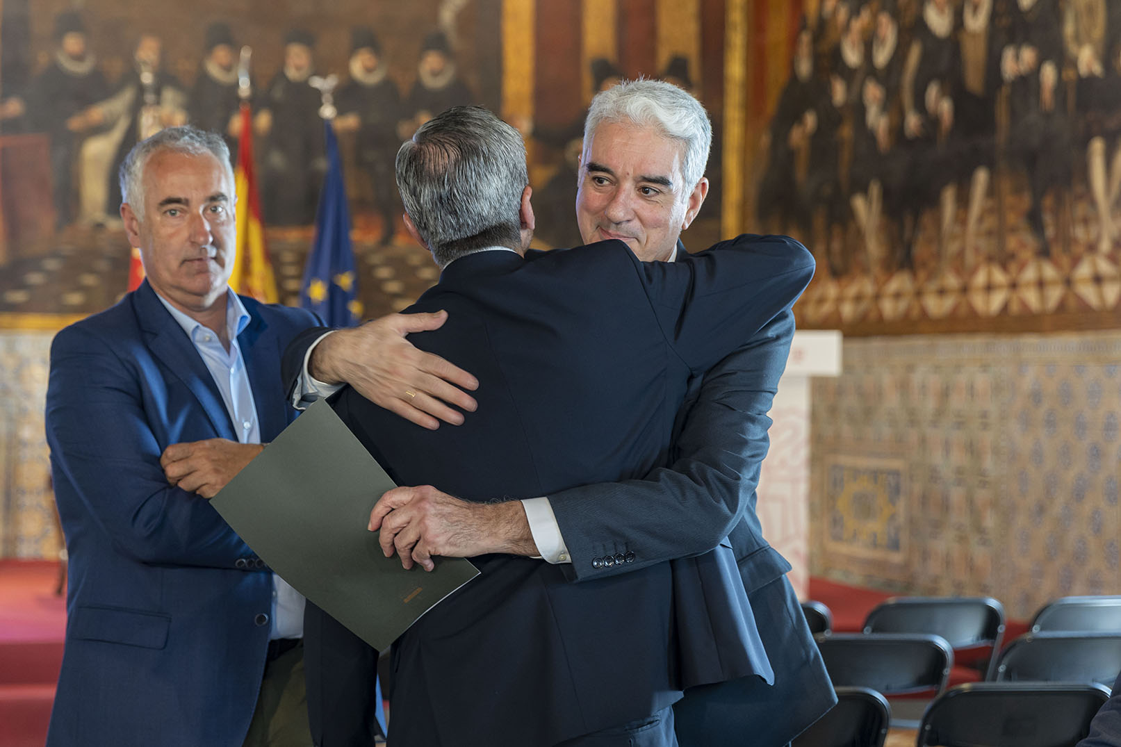 La Diputación de València cede el Palau de la Generalitat al Consell (Fotos: Marga Ferrer)