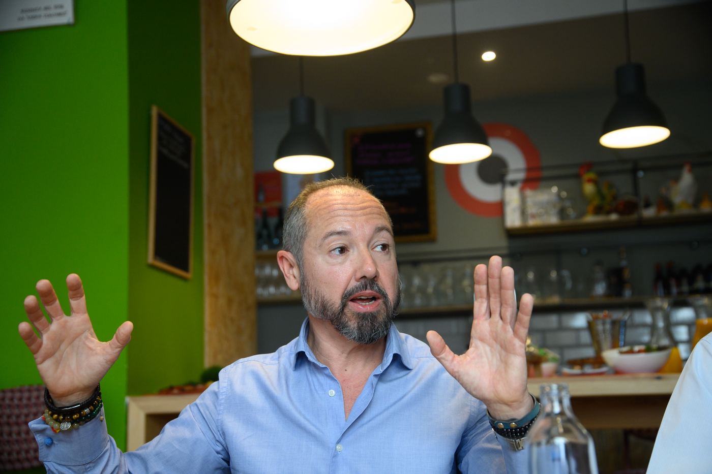 Desayuno electoral 28M con el candidato de Vox al Ayuntamiento de València, Juan Manuel Bádenas