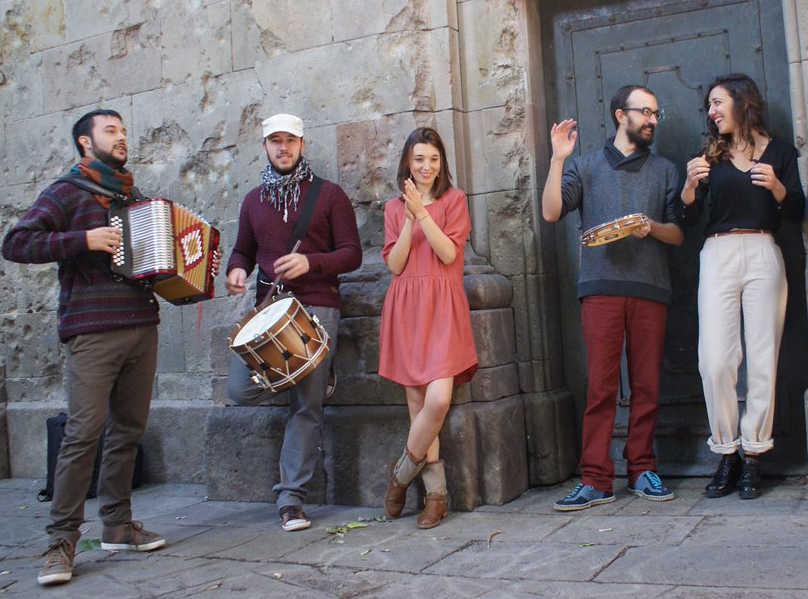 El Ultrasons 2017 continúa su ciclo con funciones que pasan por el folk, la percusión i el rock