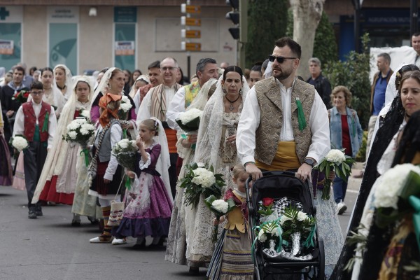 Multitudinaria y emotiva Ofrenda a la Mare de Déu del Lledó (Fotos: Antonio Pradas/Carlos Pascual)