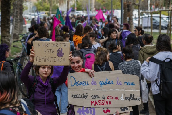 València se manifiesta por el 8M (Fotos: Eva Máñez)