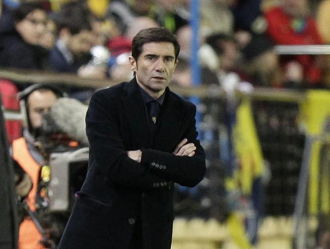 Marcelino celebra sus tres años en el Villarreal en posiciones 'Champions'
