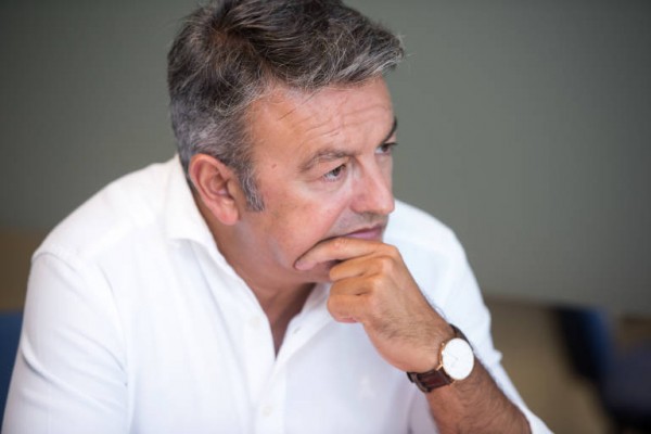 José Chulvi formaliza su candidatura al PSPV provincial con el respaldo 'sanchista'