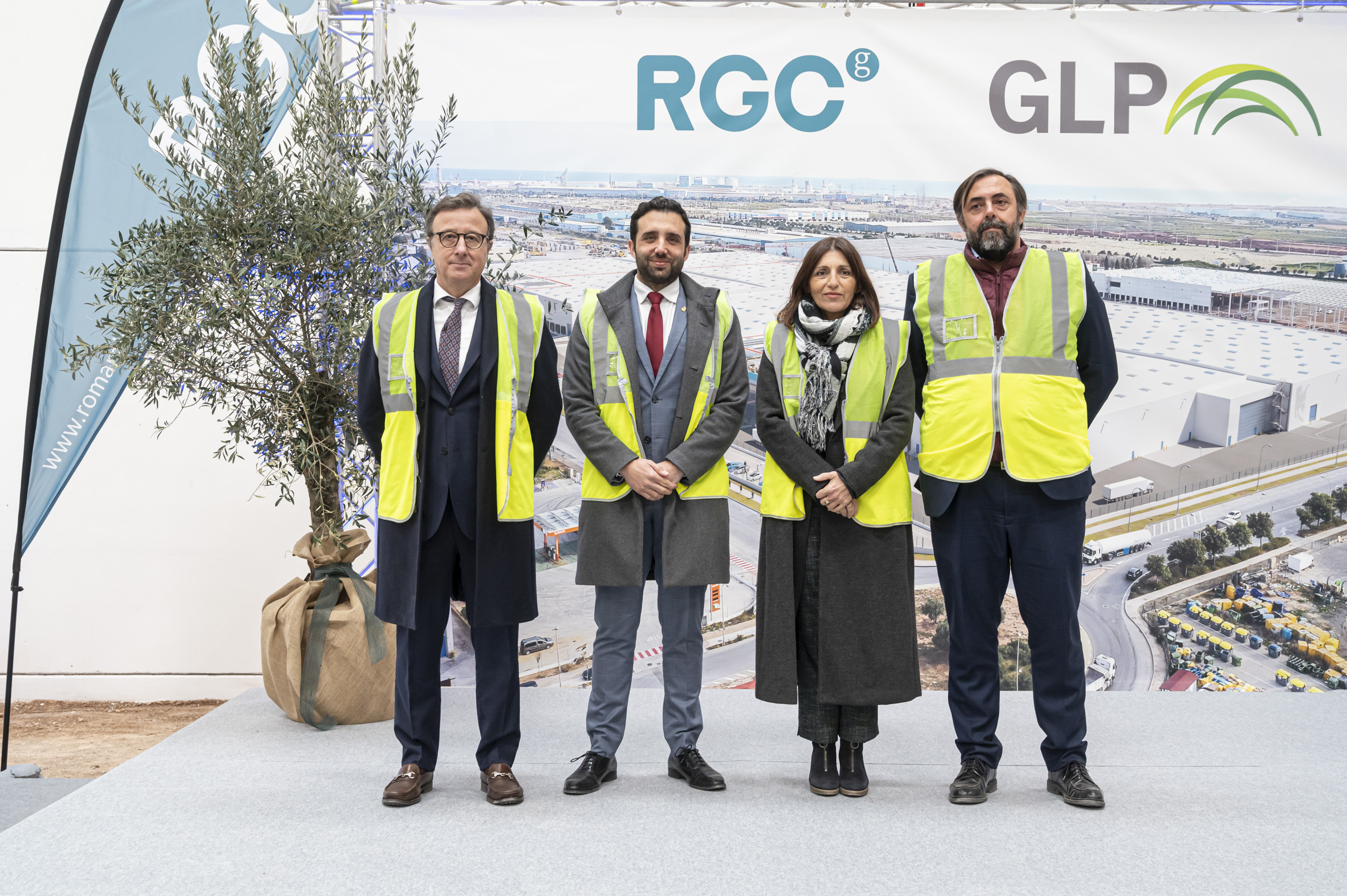 Nueva planta industrial de Romar Global Care en Sagunto en la plataforma logística de GLP (Fotos: Tato Baeza y Paulina Moreno)