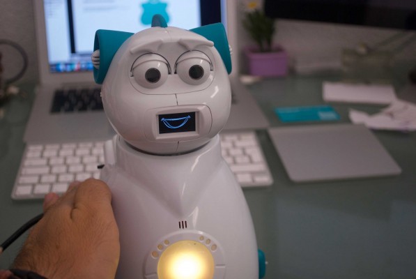 Aisoy Robotics, de la UMH, “Producto de vanguardia para el aula” en SIMO Educación