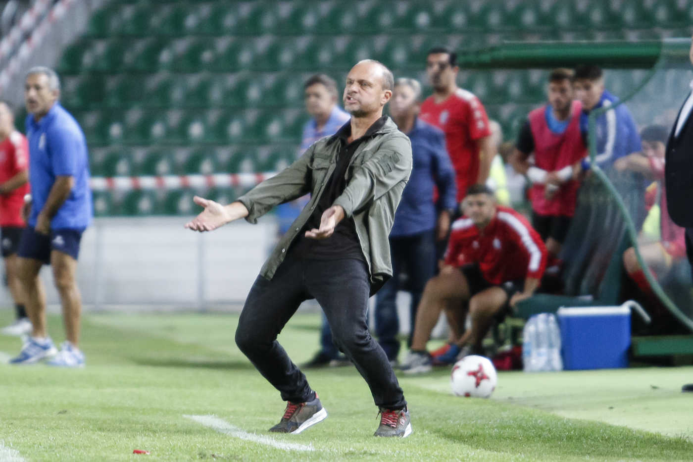 Vicente Mir y Lolo Plá no viajan con el equipo