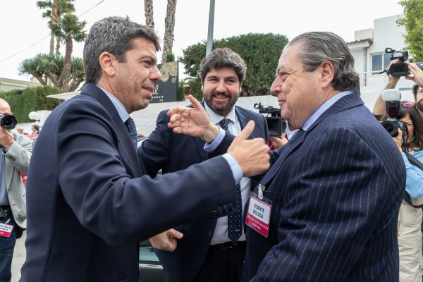 Pleno de AVE con López Miras en Alicante (Fotos: Pepe Olivares)