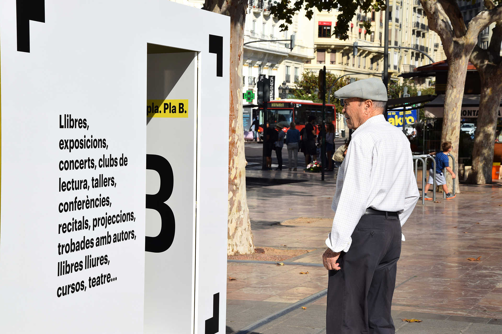 Nueve Estudio rediseña la marca de la Red de Bibliotecas Municipales