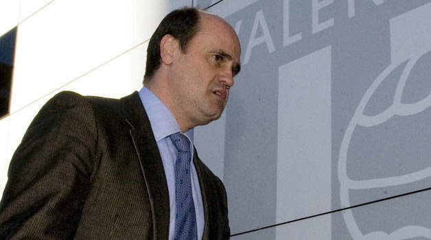 Subirats y Fernando, duelo en el banquillo de dos históricos 10 del Valencia