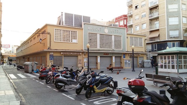 Once colectivos instan al Síndic de Greuges a que se vuelva a tramitar el PRI del Mercado de Elche 