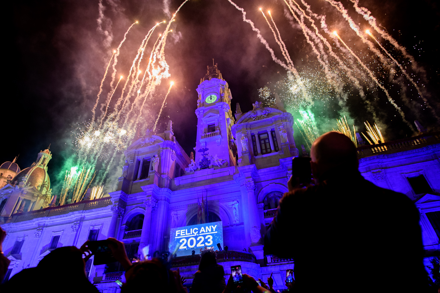 Nochevieja 2022 en la Plaza del Ayuntamiento de València (Fotos: Kike Taberner)