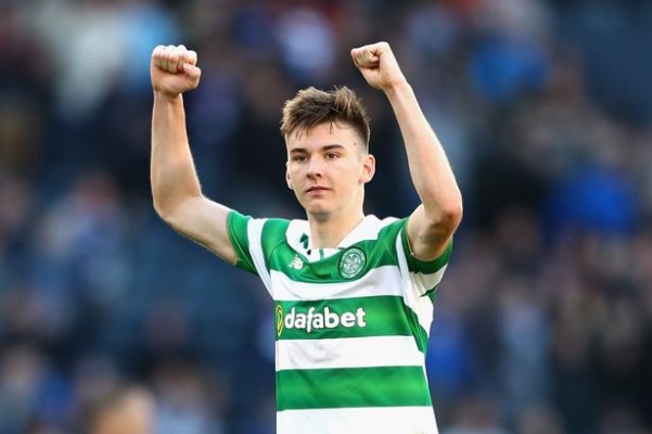 El lateral escocés Tierney renueva su contrato con el Celtic hasta 2023