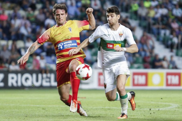 El Elche quiere confirmar su recuperación ante el Ebro

