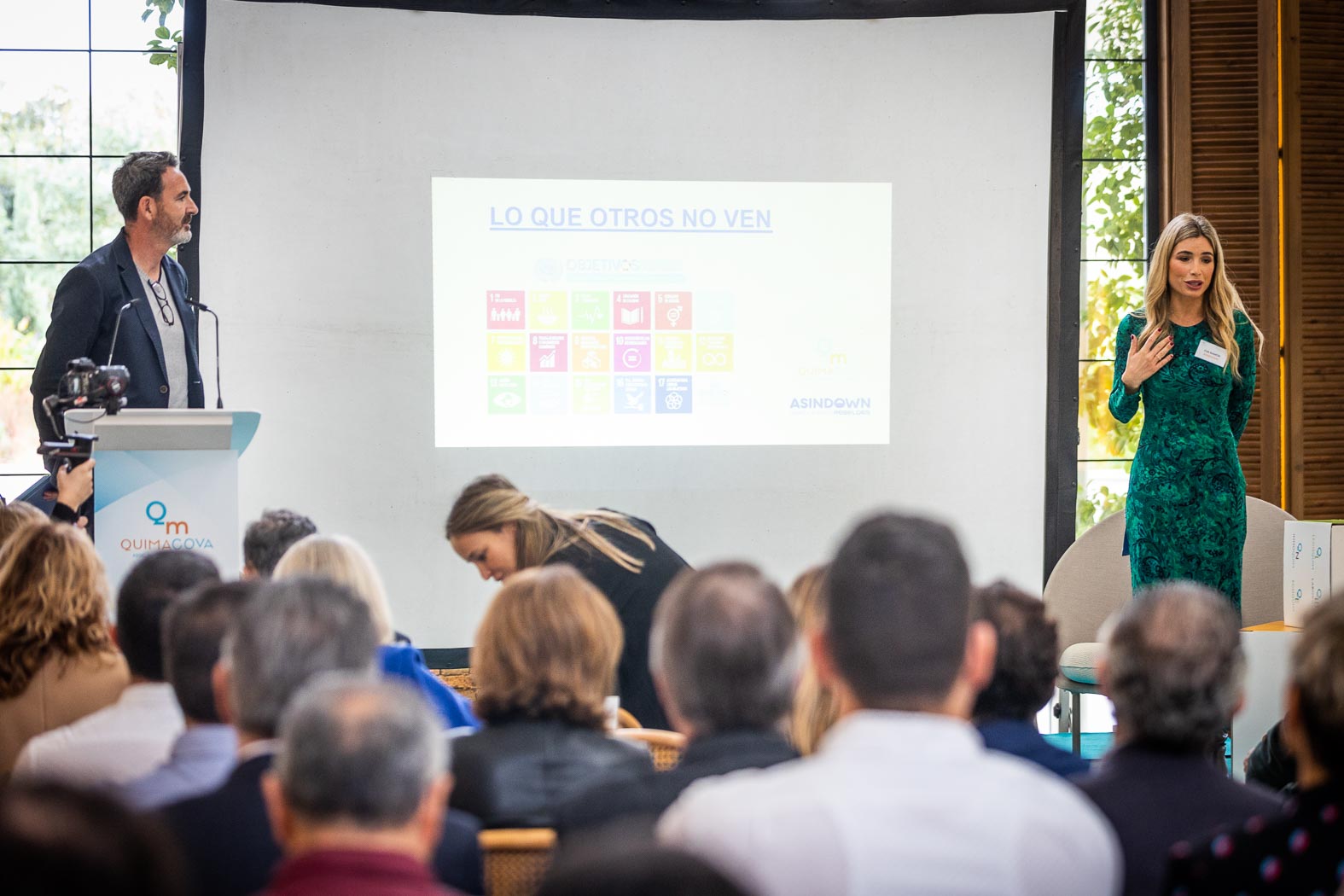 Conferencia de Asindown en el evento de Navidad de Quimacova (Fotos: J. L. Bort)