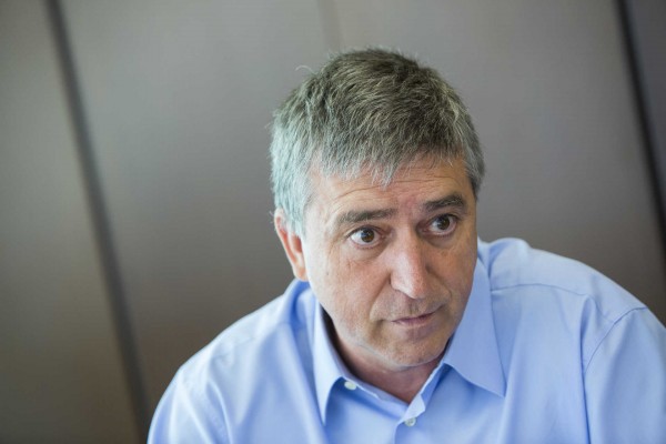 Economía recorta en 2,5 millones las ayudas prometidas a los sectores industriales