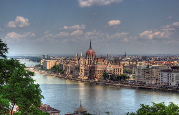 Valencia y Budapest, una conexión con mucho futuro