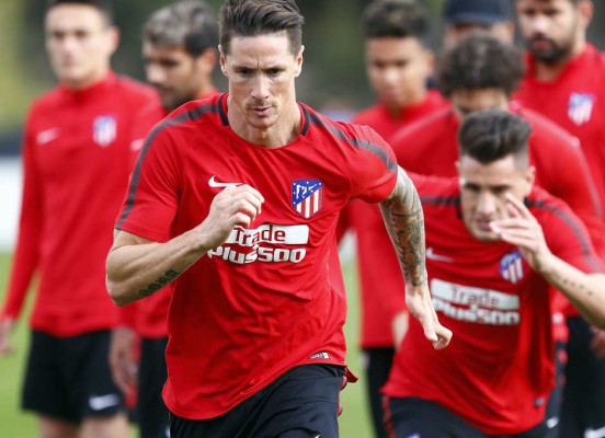 El Atlético repone fuerzas y ánimo con la mirada en La Coruña