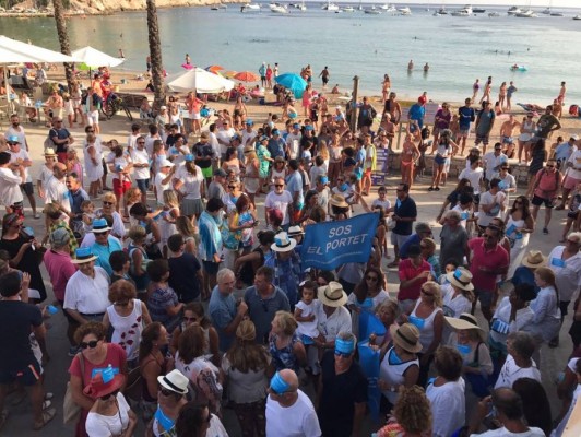 Compromís insta a Costas a explicar la restauración de la playa del Portet de Moraira 