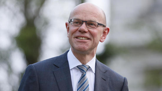 Relaciones externas y relaciones gubernamentales se convierte en un departamento separado dependiente del consejero delegado