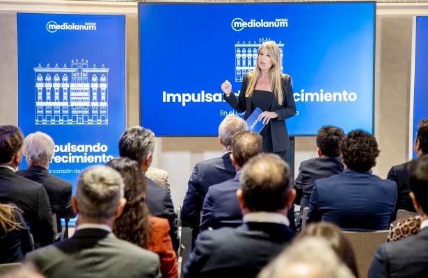 Estreno de la nueva sede territorial valenciana de Banco Mediolanum