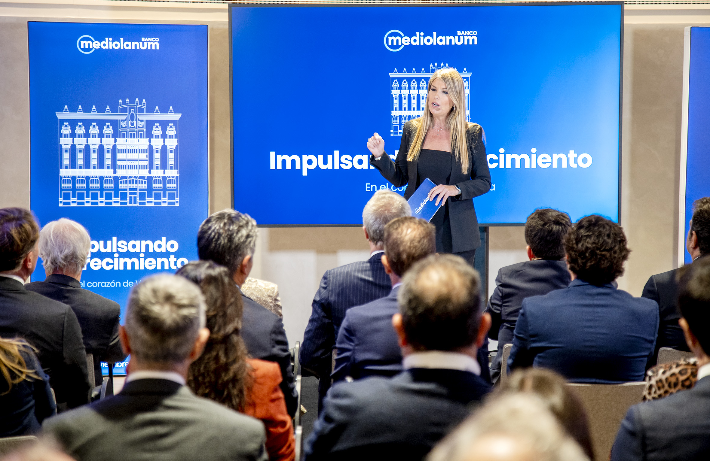 Estreno de la nueva sede territorial valenciana de Banco Mediolanum