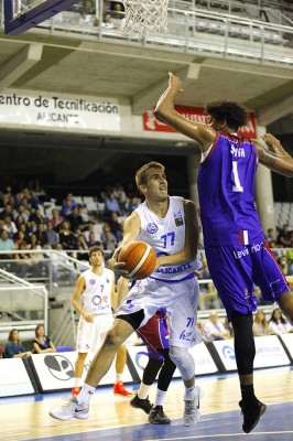 El HLA Alicante frena su racha de victorias como local 