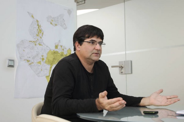 Guanyar defiende su gestión ante los ataques con un informe del PGOU en plena crisis del tripartito