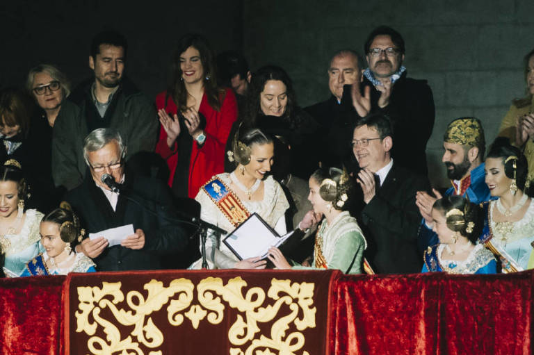 Responsabilidad y representación: La Nau aborda el papel de la mujer en las Fallas