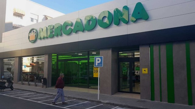 Mercadona abre su primera tienda eficiente en La Vila tras invertir un millón de euros