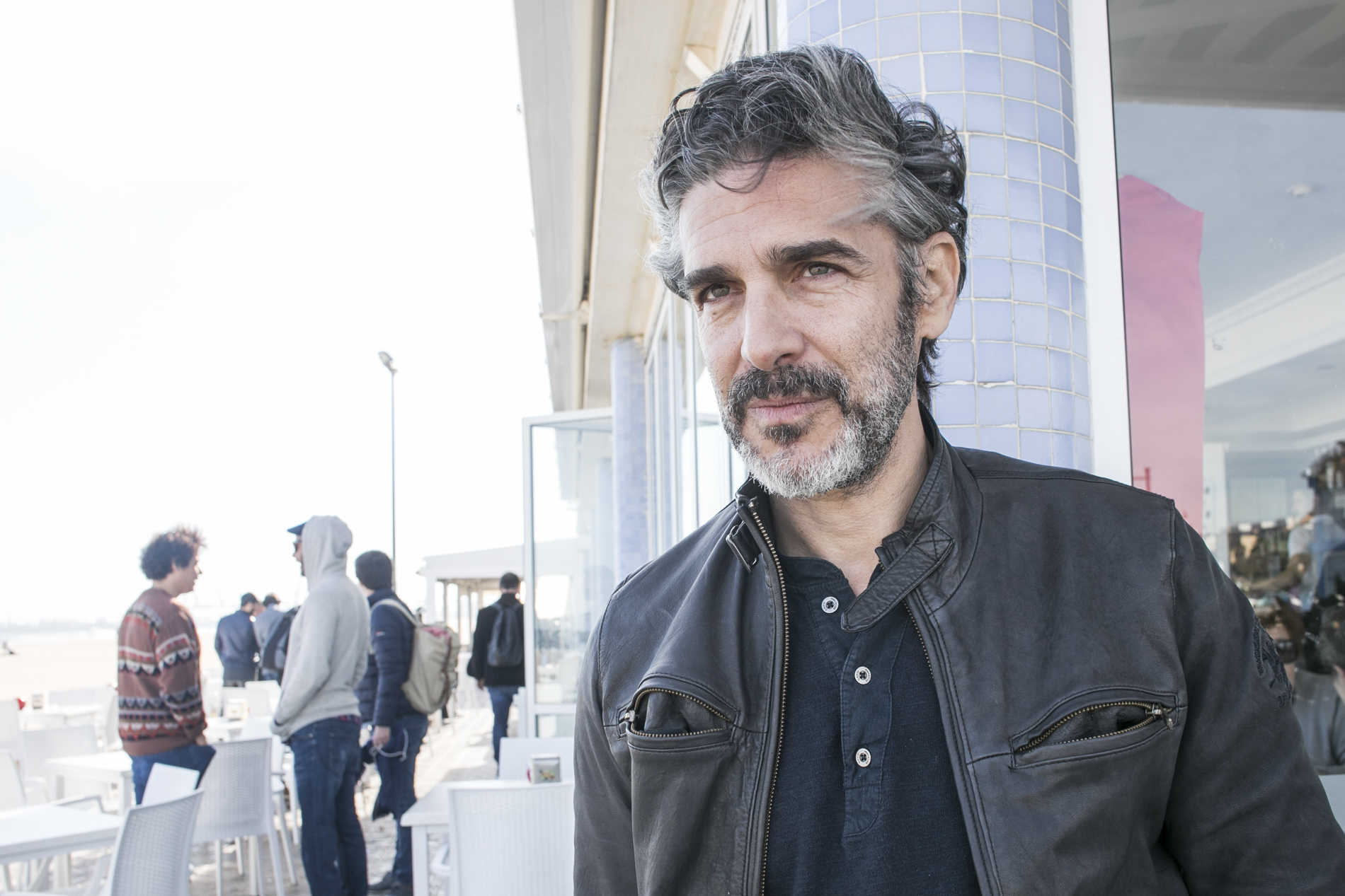 Leonardo Sbaraglia rueda 'El desentierro', un thriller sobre la memoria y la identidad entre València y Argentina