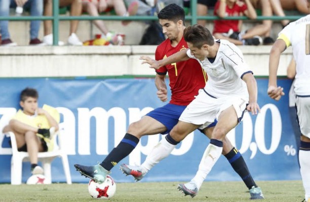 'La Rojita' recibe a Islandia con Carlos Soler en el once y Lato en el banquillo