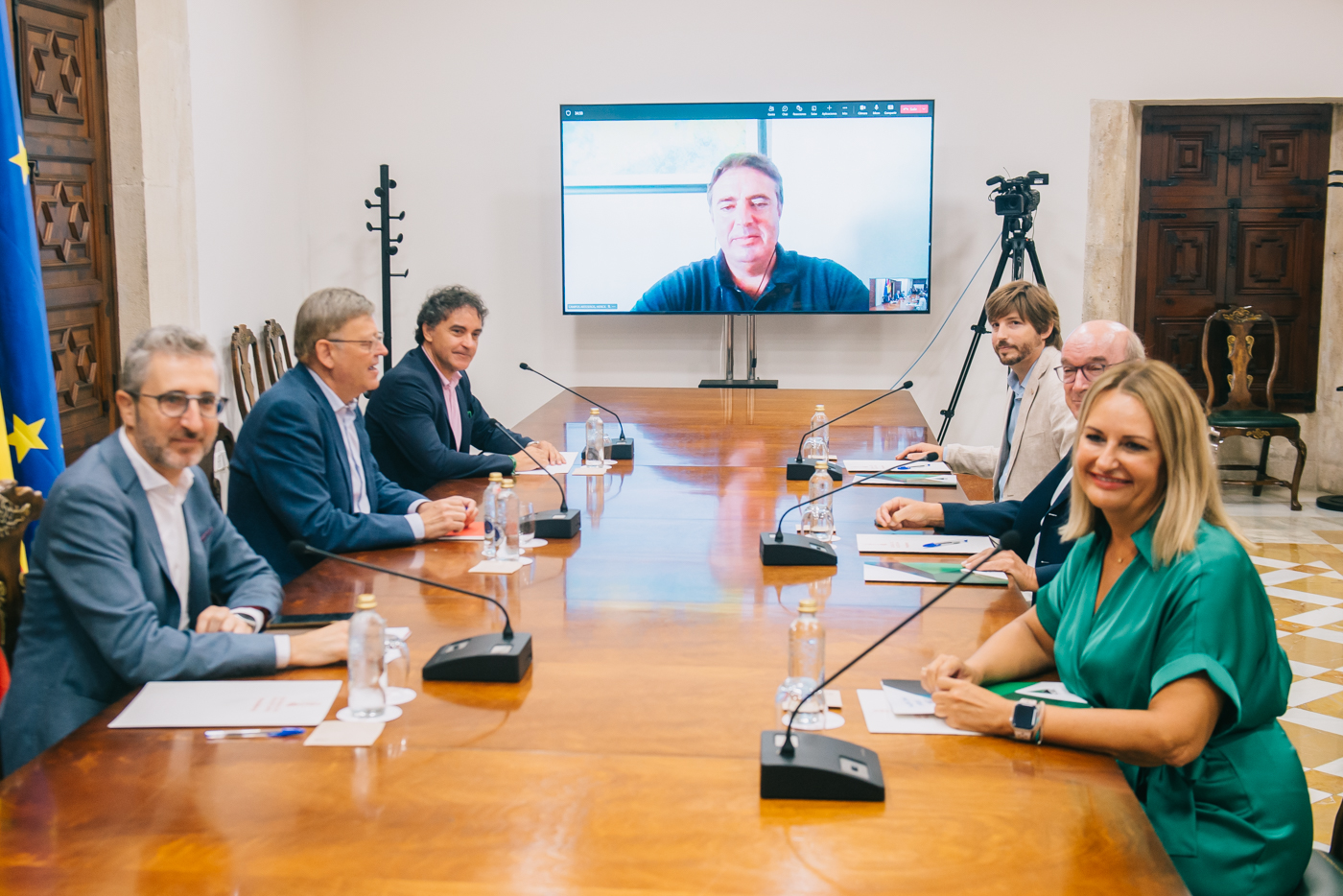 Ximo Puig y Arcadi España acuerdan con Hosbec las ayudas al Imserso (Fotos: Kike Taberner)