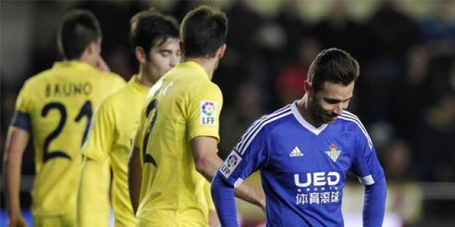 El Villarreal ve truncada su racha ante un serio Betis