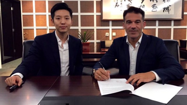 Luis García Plaza renueva como entrenador del Beijing Renhe tras el ascenso a la Superliga china