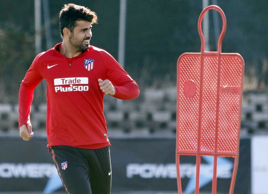 Simeone afina el ataque, el remate y la defensa rumbo al derbi