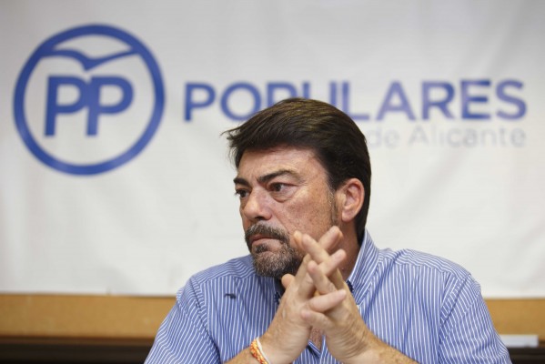 El PP fuerza un pleno extraordinario para tratar sobre la crisis del gobierno de Alicante
