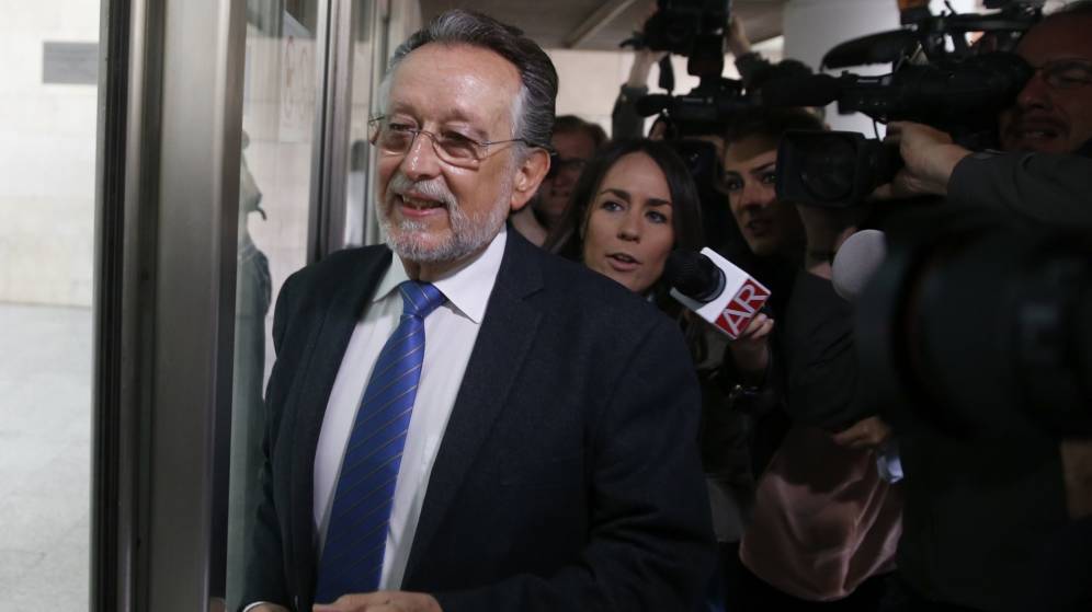 Foto: El exvicealcalde de Valencia Afonso Grau. Foto: EFE - 