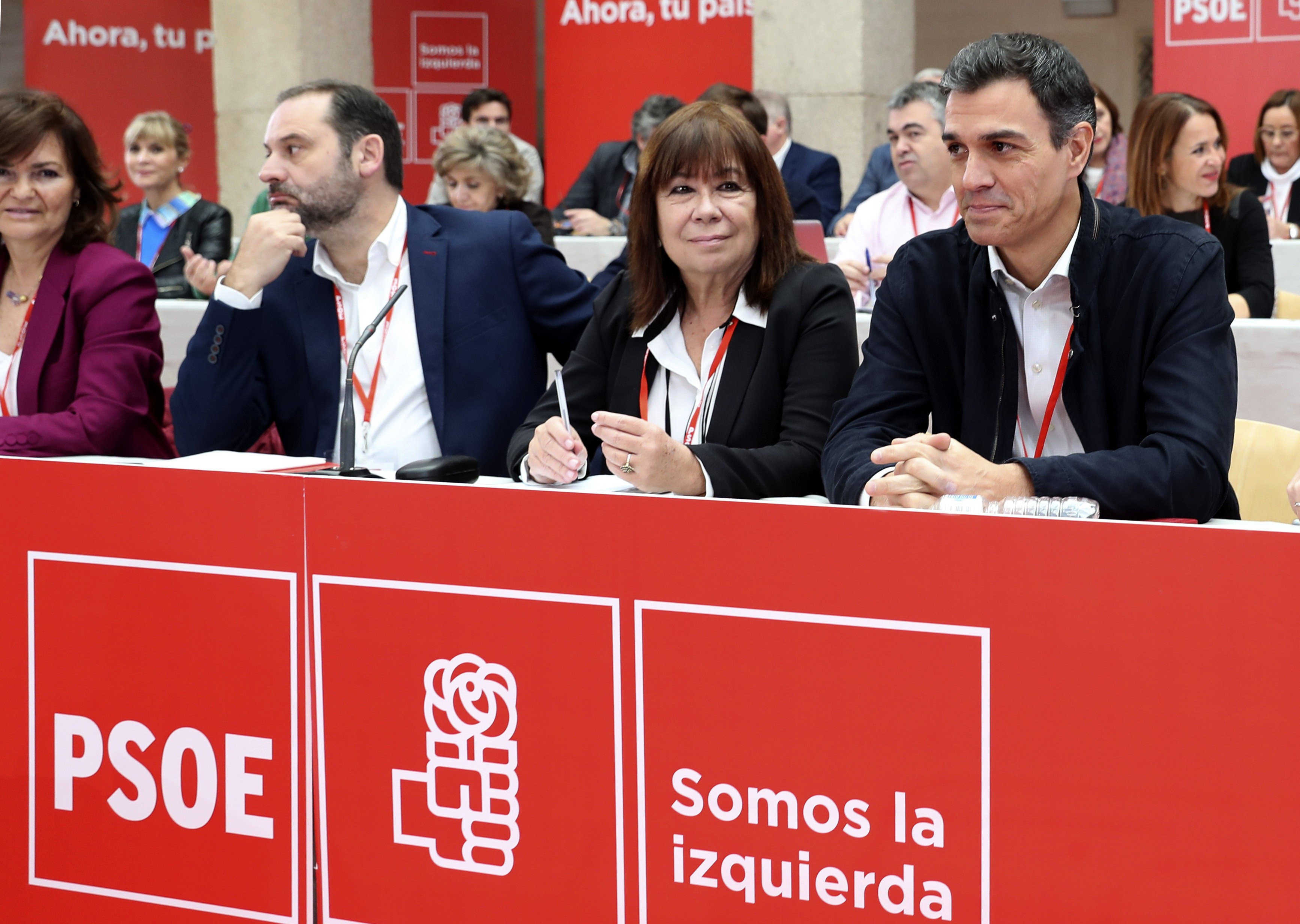 Los barones del PSOE cierran filas con Sánchez y con la 